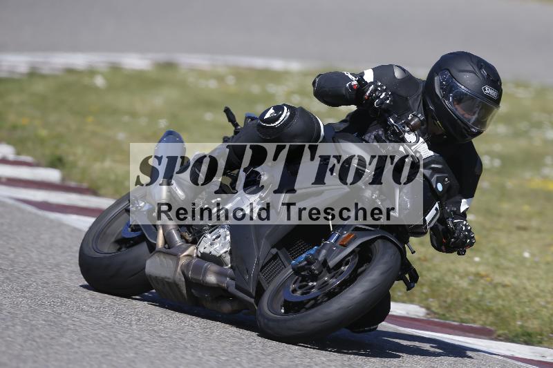 /06 08.04.2026 Cornu Master School ADR/Gruppe blau/1